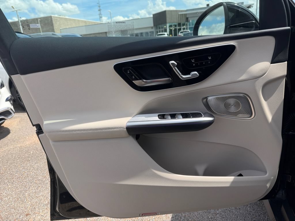 New 2026 Mercedes-Benz GLC 300 image 15