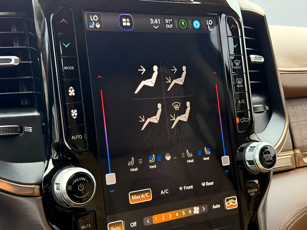Used 2022 RAM 3500 Limited AWD/4WD image 58