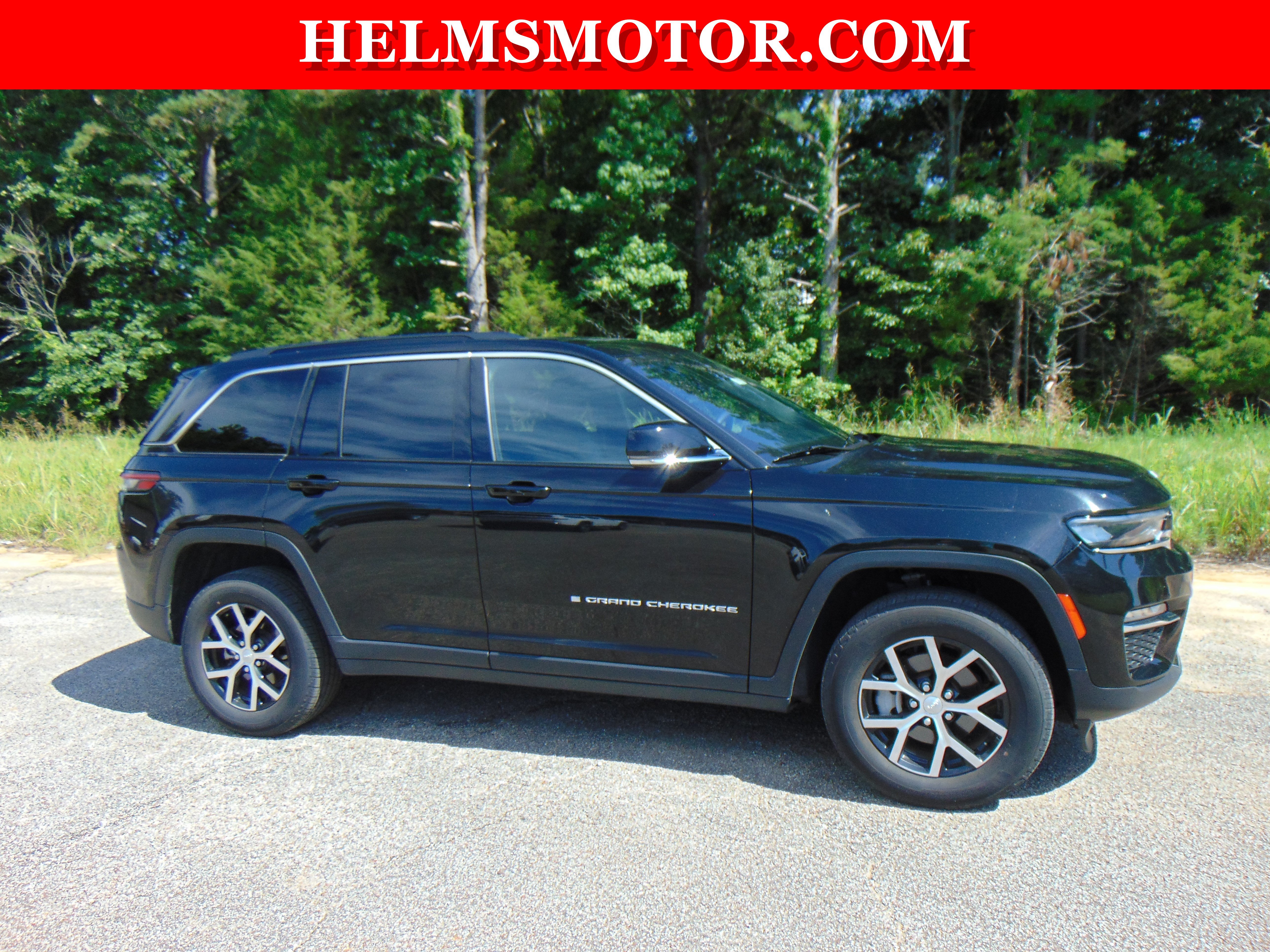 Certified 2024 Jeep Grand Cherokee Limited AWD/4WD image 15