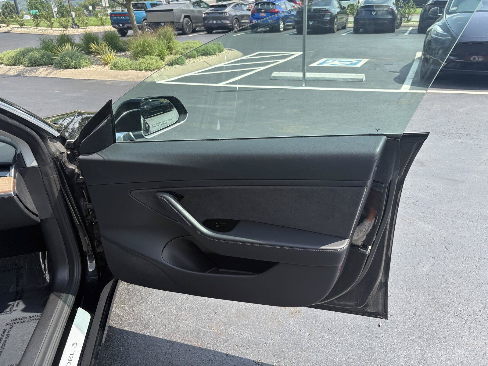 Used 2018 Tesla Model 3 Long Range AWD/4WD image 17