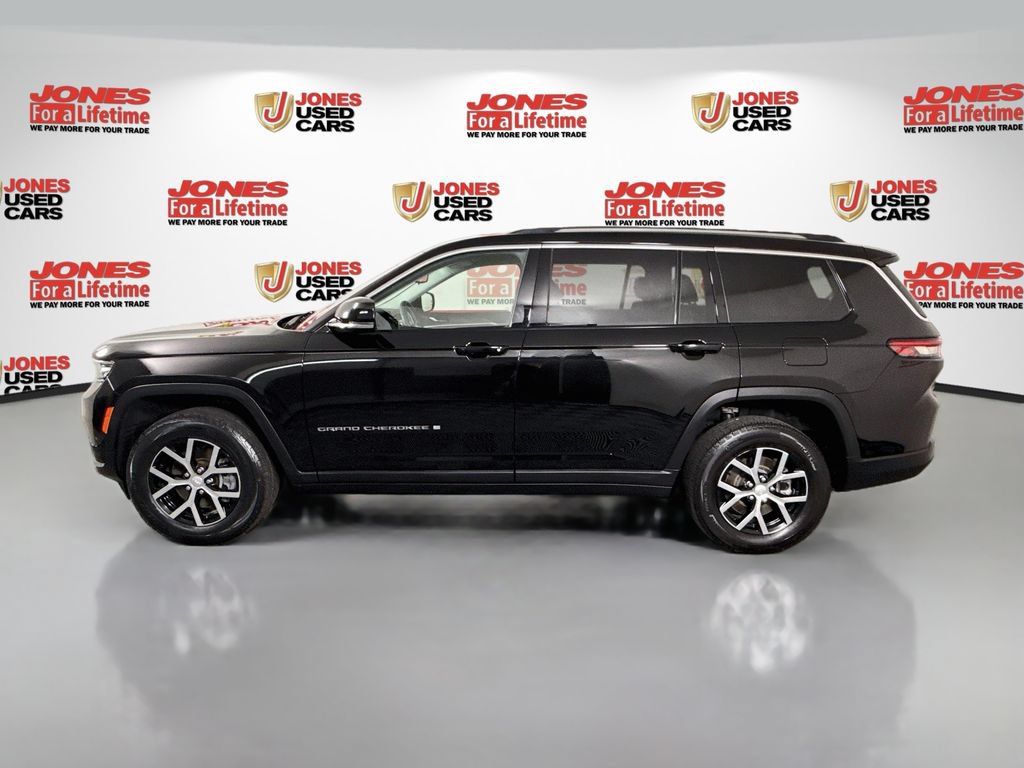 Used 2023 Jeep Grand Cherokee L Limited AWD/4WD image 14