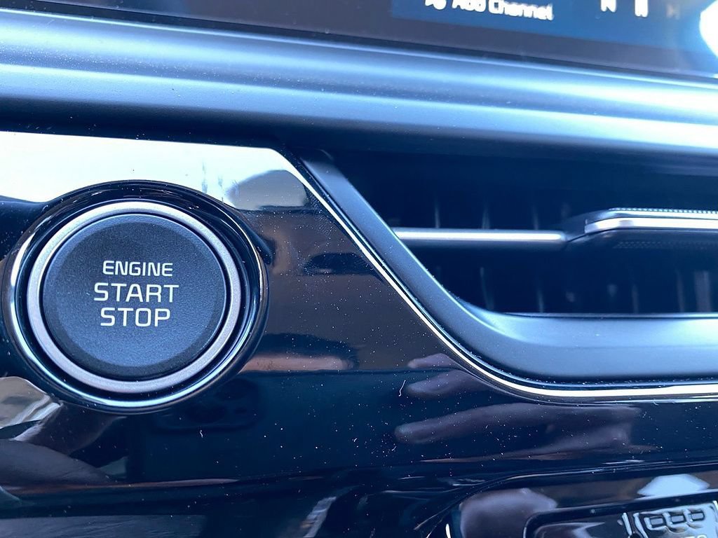 New 2026 Kia Seltos S FWD image 17
