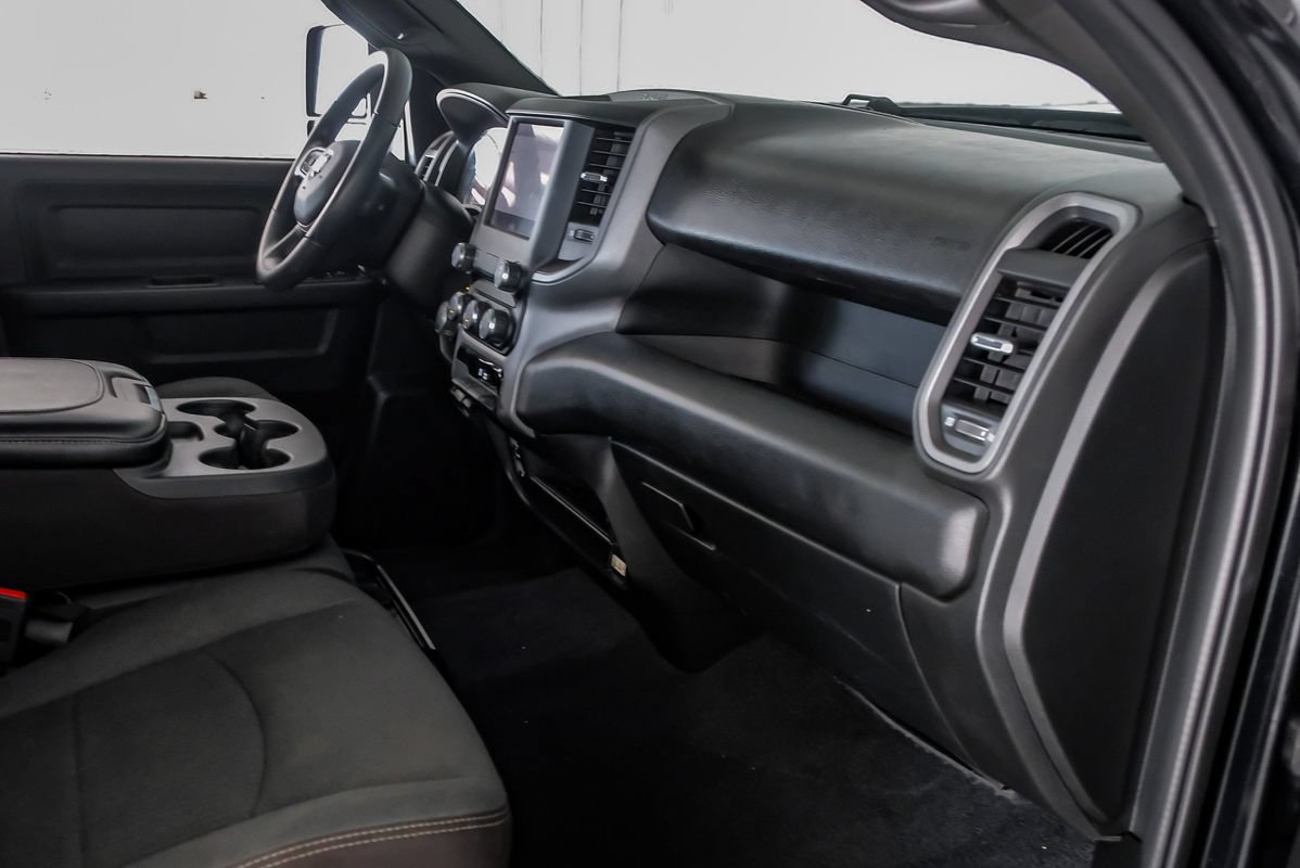 Used 2024 RAM 2500 Tradesman w/ Chrome Appearance Group AWD/4WD image 12