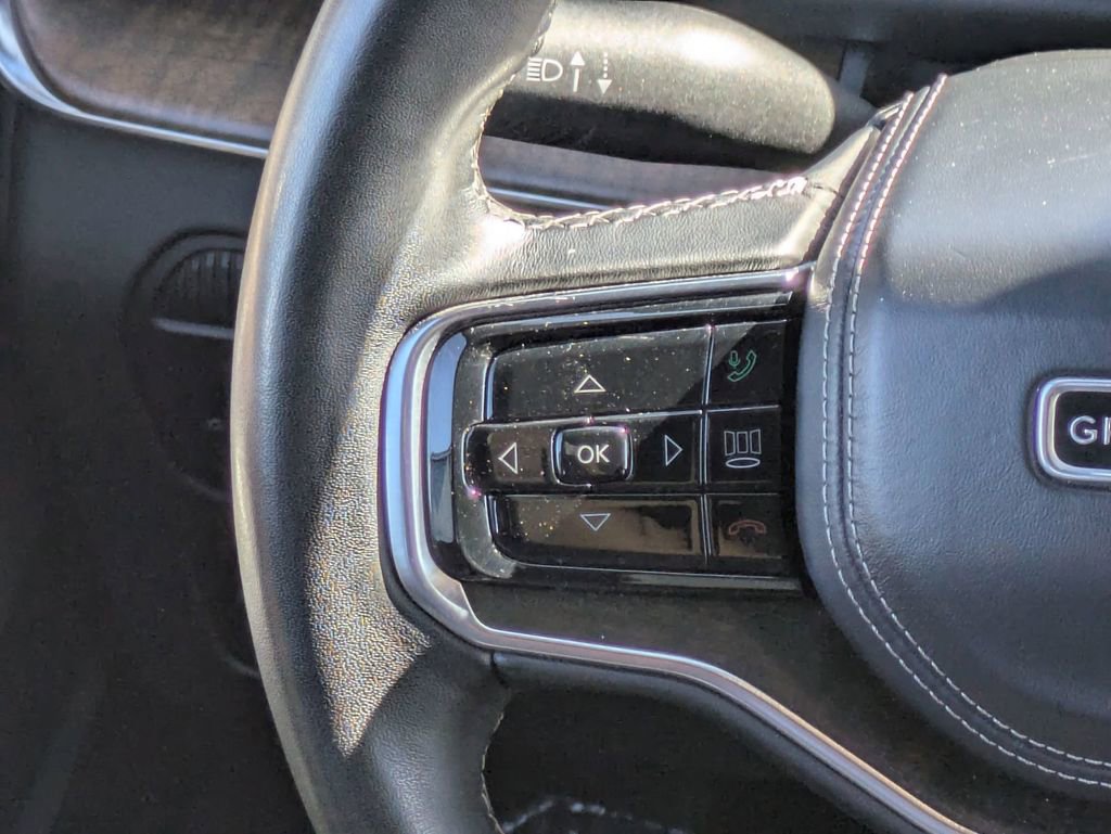 Used 2023 Jeep Grand Wagoneer L Series II image 13