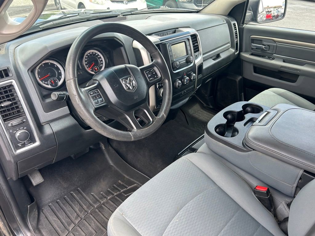 Used 2018 RAM 1500 Classic SLT AWD/4WD image 25