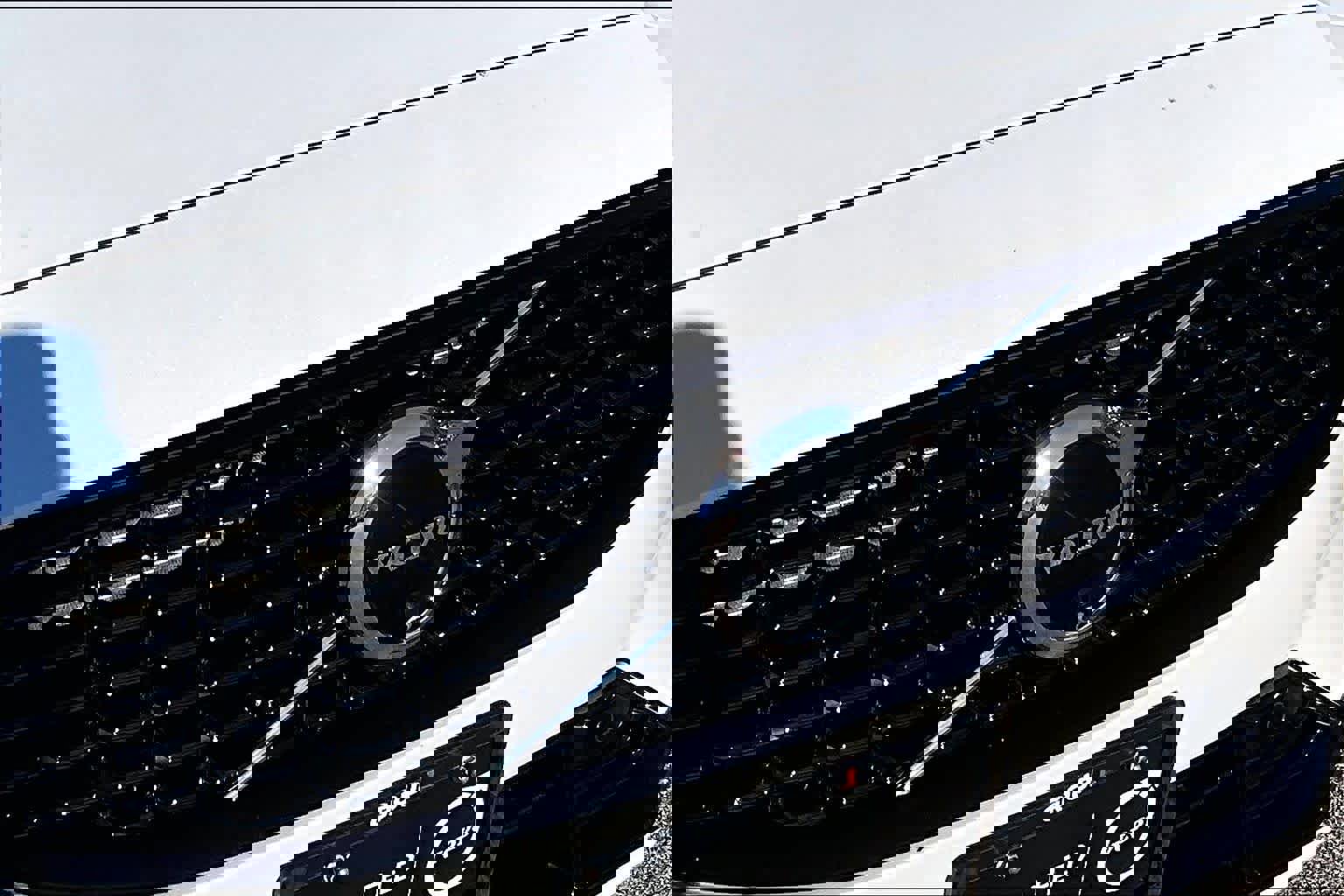 Certified 2024 Volvo S60 B5 Ultimate image 29