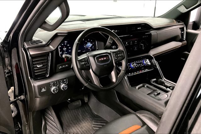 Used 2025 GMC Sierra 2500 AT4 w/ AT4 Premium Plus Package AWD/4WD image 16