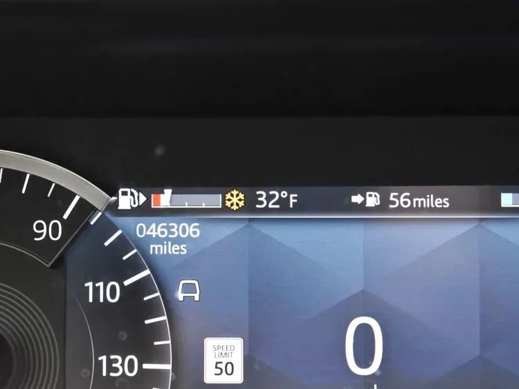 Used 2021 Land Rover Range Rover Evoque S image 28