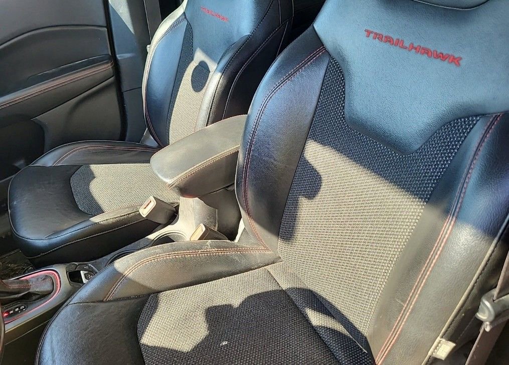 Used 2019 Jeep Compass Trailhawk image 6