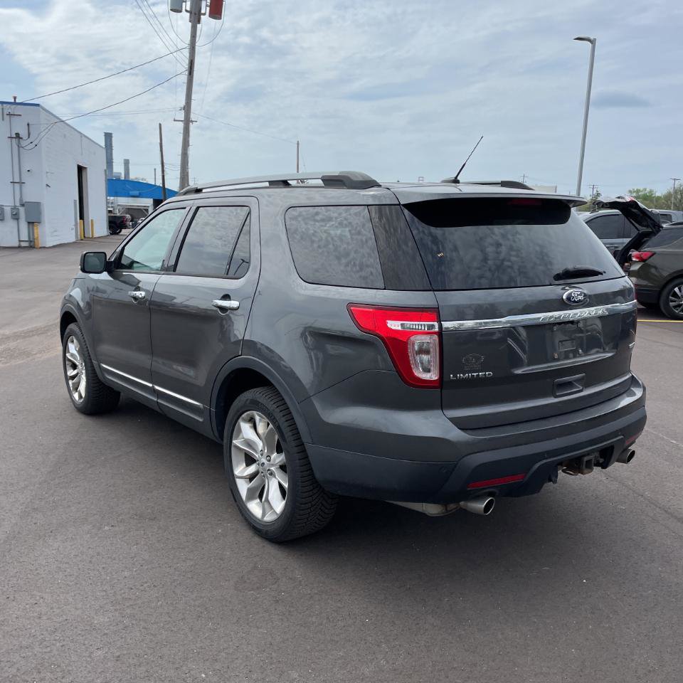 Used 2015 Ford Explorer Limited w/ Equipment Group 302A AWD/4WD image 6