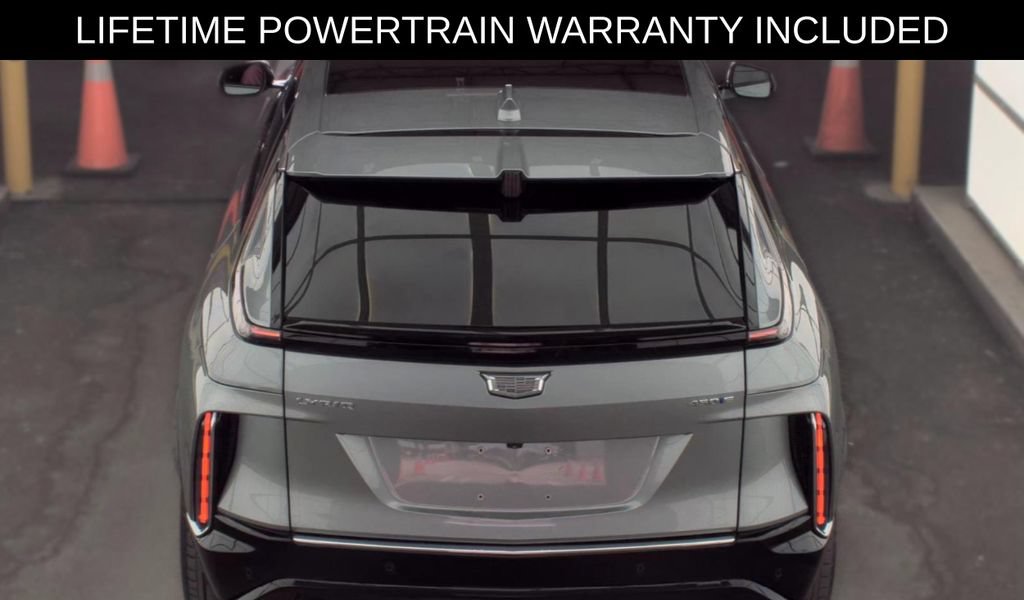 Used 2024 Cadillac Lyriq Tech RWD image 6