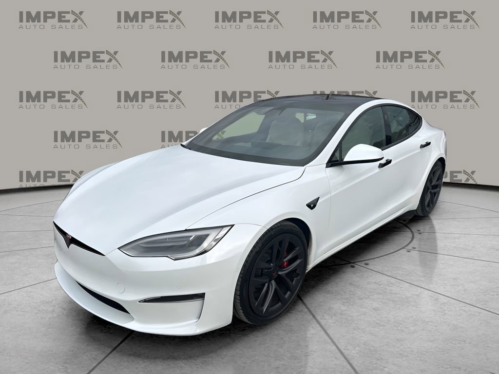 Used 2021 Tesla Model S Plaid image 1