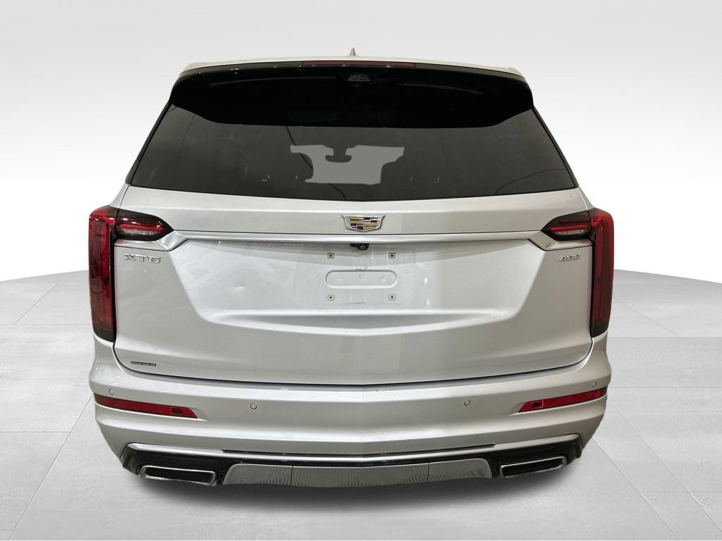 Used 2020 Cadillac XT6 Premium Luxury FWD image 4