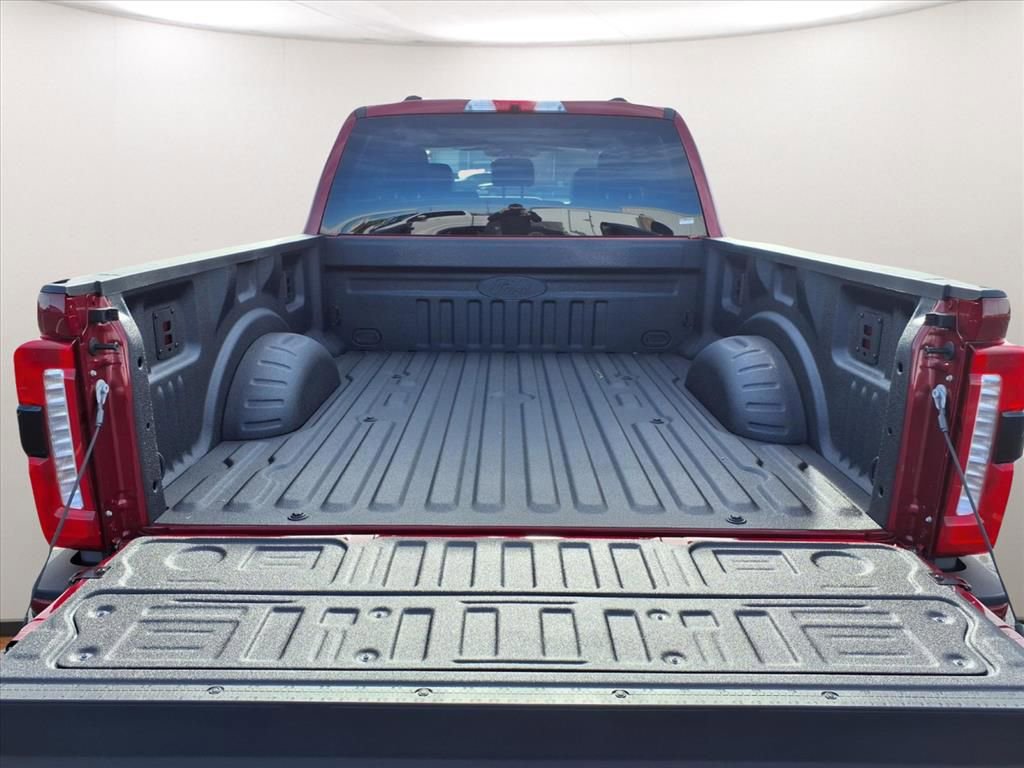 New 2026 Ford F250 Lariat w/ Black Appearance Package image 22