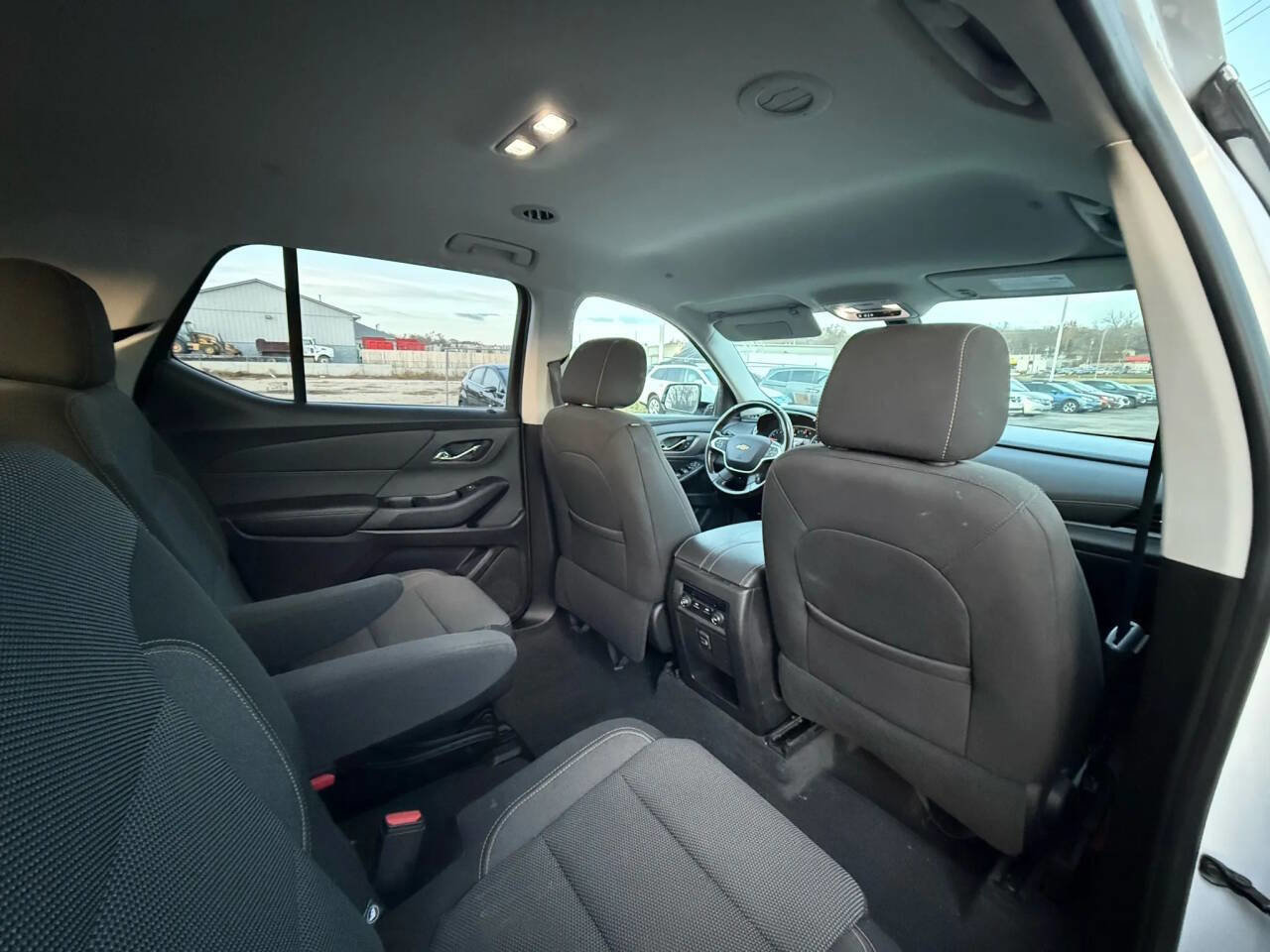 Used 2020 Chevrolet Traverse LT AWD/4WD image 18