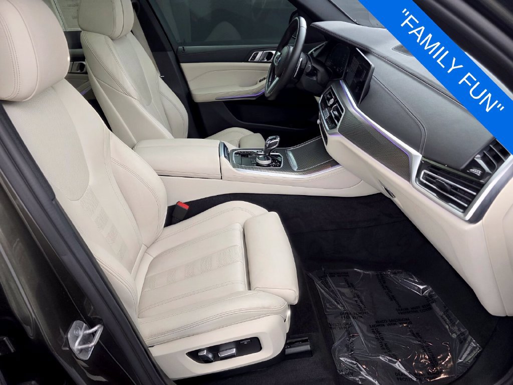 Used 2022 BMW X5 sDrive40i w/ M Sport Package RWD image 27