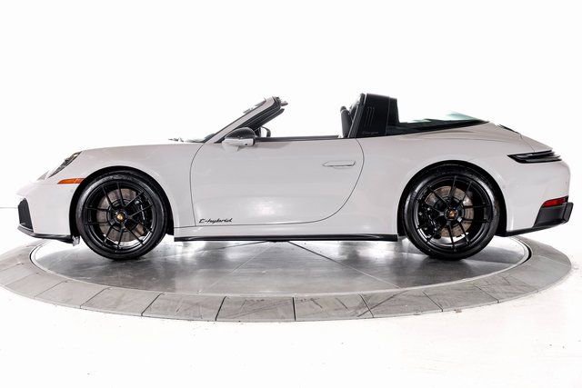 Certified 2026 Porsche 911 Targa 4 GTS image 2