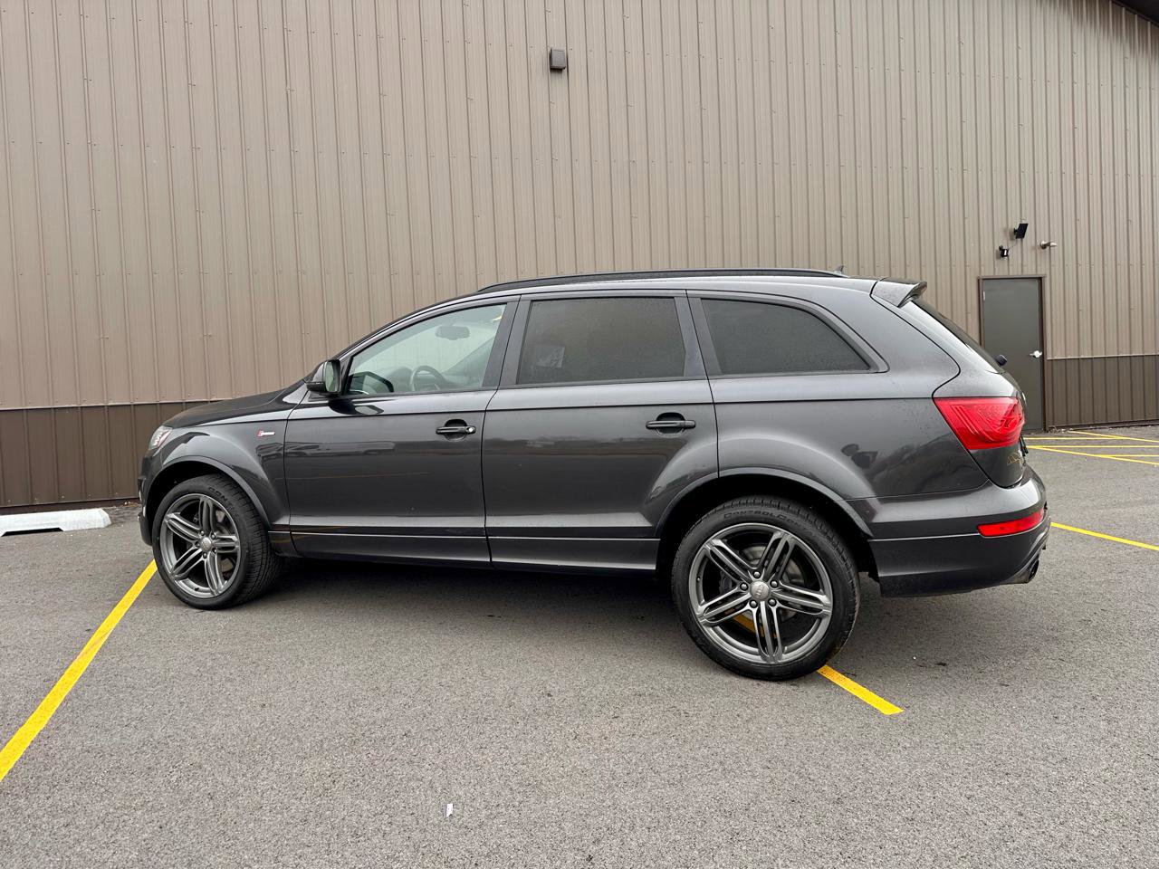 Used 2014 Audi Q7 3.0T S line Prestige w/ S Line Package image 10