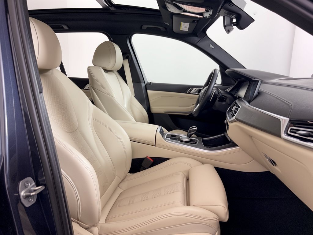 Used 2022 BMW X5 sDrive40i w/ Parking Assistance Package RWD image 29