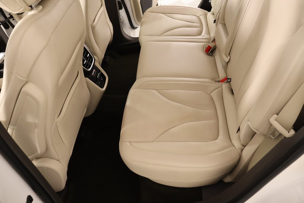 Used 2020 Lincoln Nautilus Reserve w/ Equipment Group 201A image 12