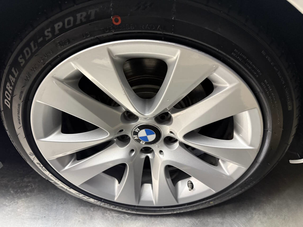 Used 2011 BMW 328i Convertible image 27
