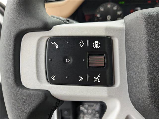 New 2026 Land Rover Defender 110 X-Dynamic SE image 9