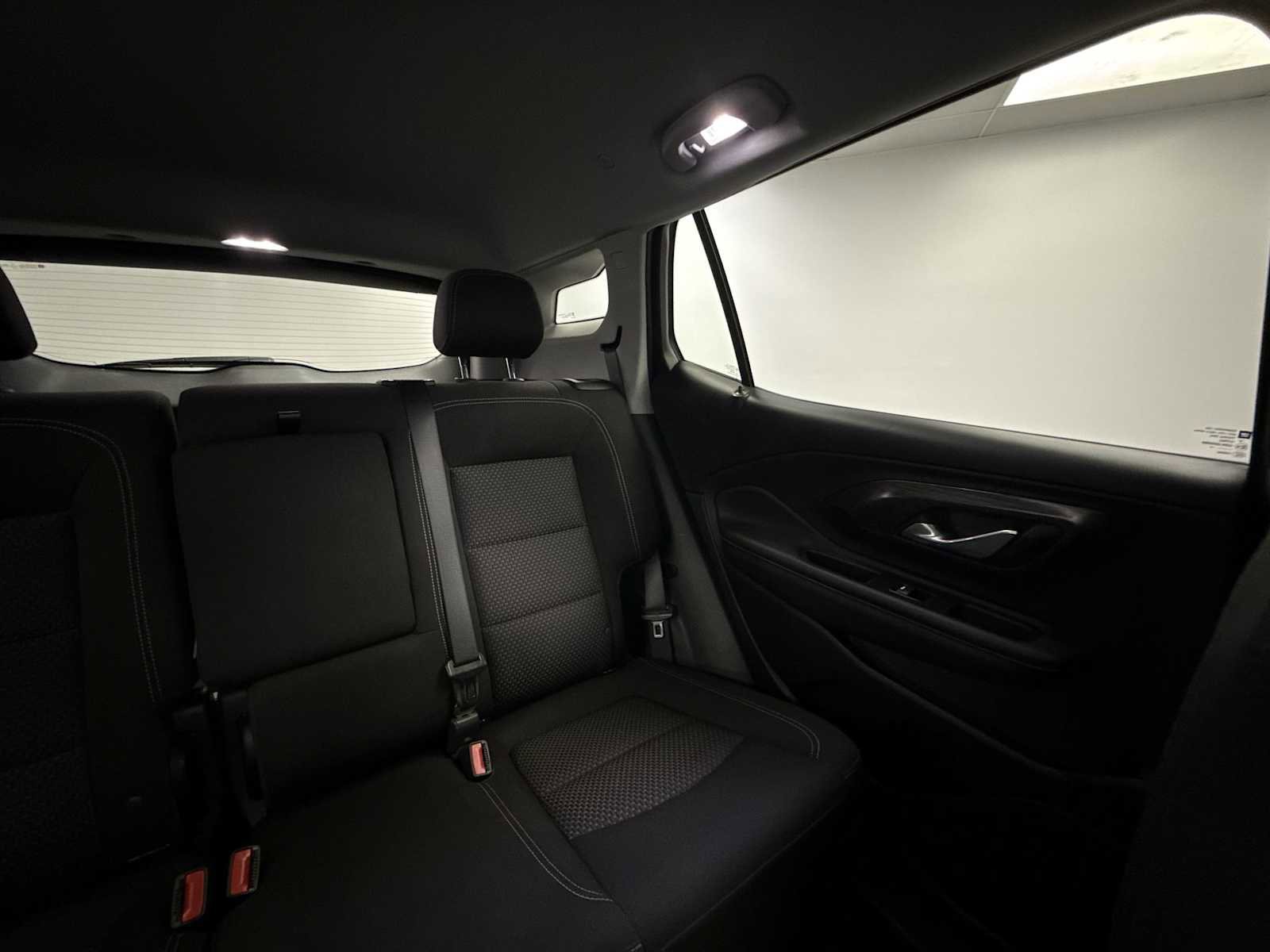 Used 2024 GMC Terrain SLE image 14