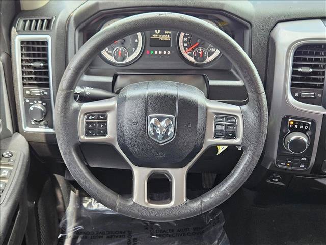 Used 2022 RAM 1500 Classic SLT AWD/4WD image 14