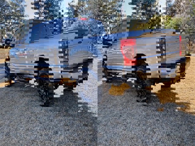 Used 2022 Ford F250 Lariat w/ Black Appearance Package image 41