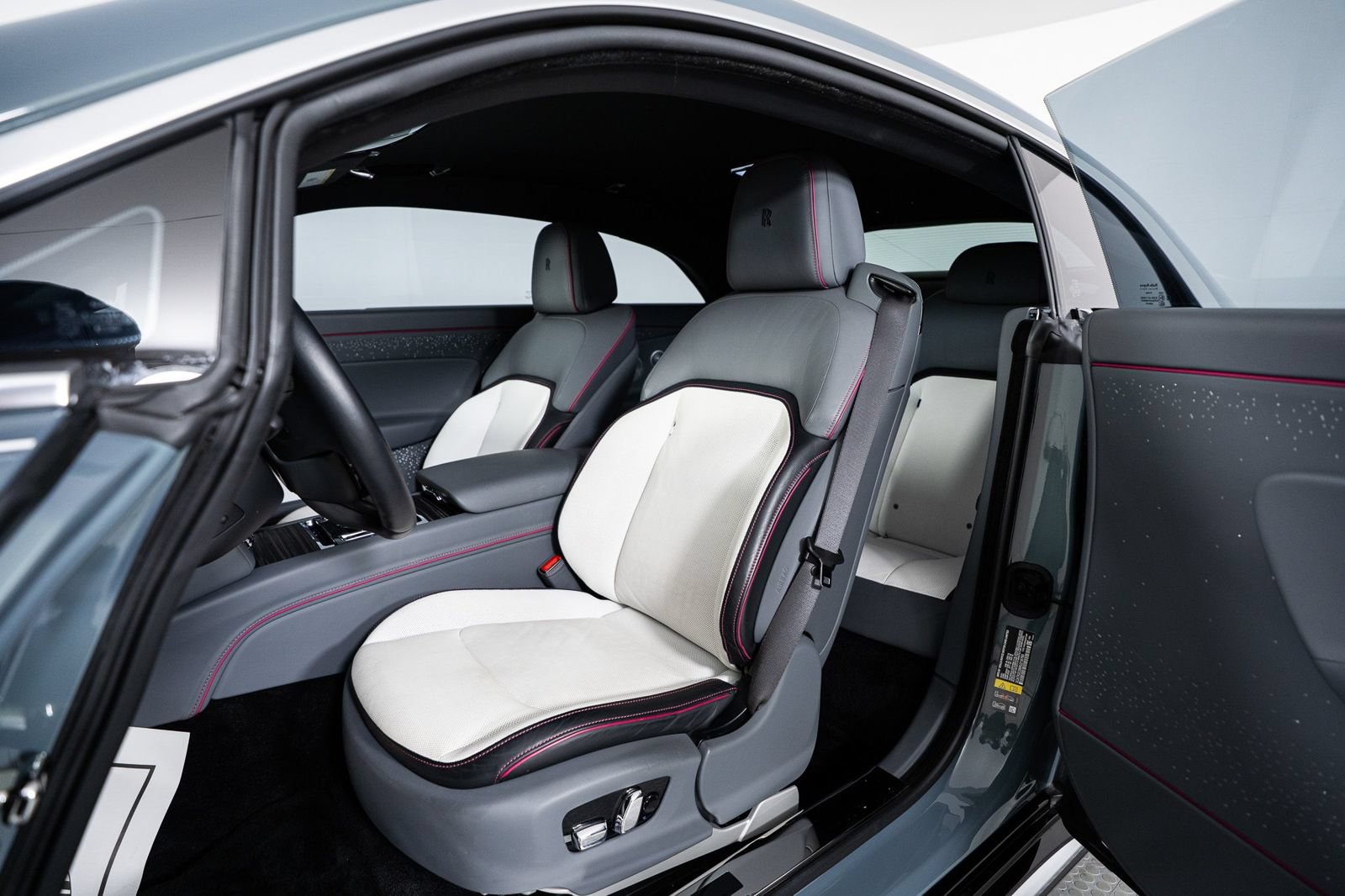 Used 2024 Rolls-Royce Spectre w/ Leather Finishing Pack AWD/4WD image 22