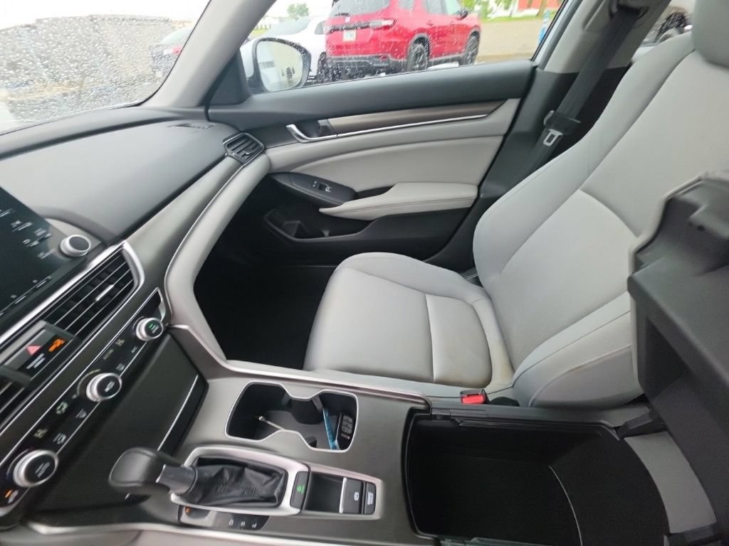 Used 2019 Honda Accord LX image 22