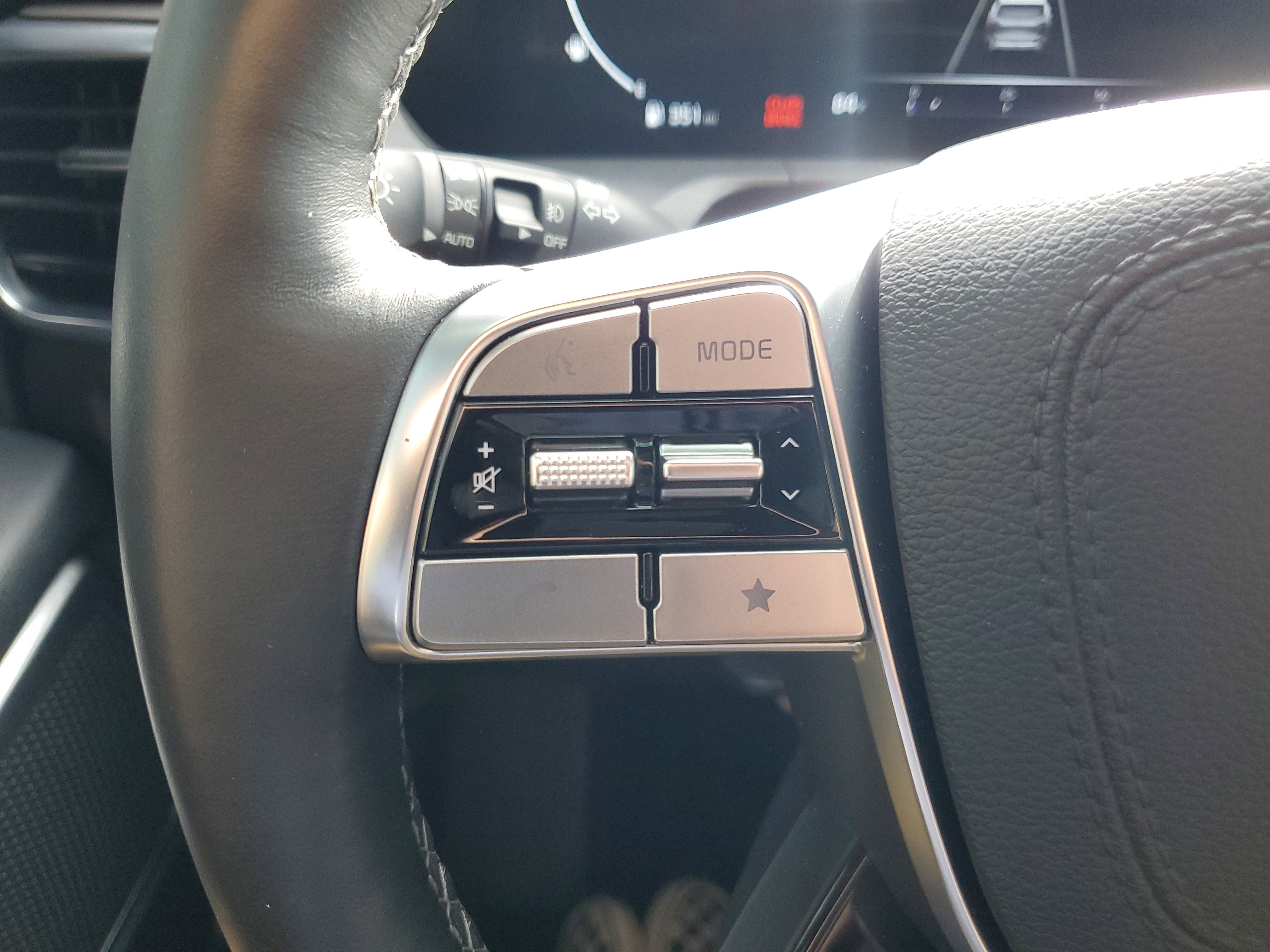 Certified 2025 Kia Telluride SX Prestige X-Pro image 29