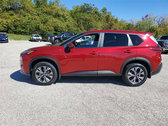 Used 2023 Nissan Rogue SV image 7