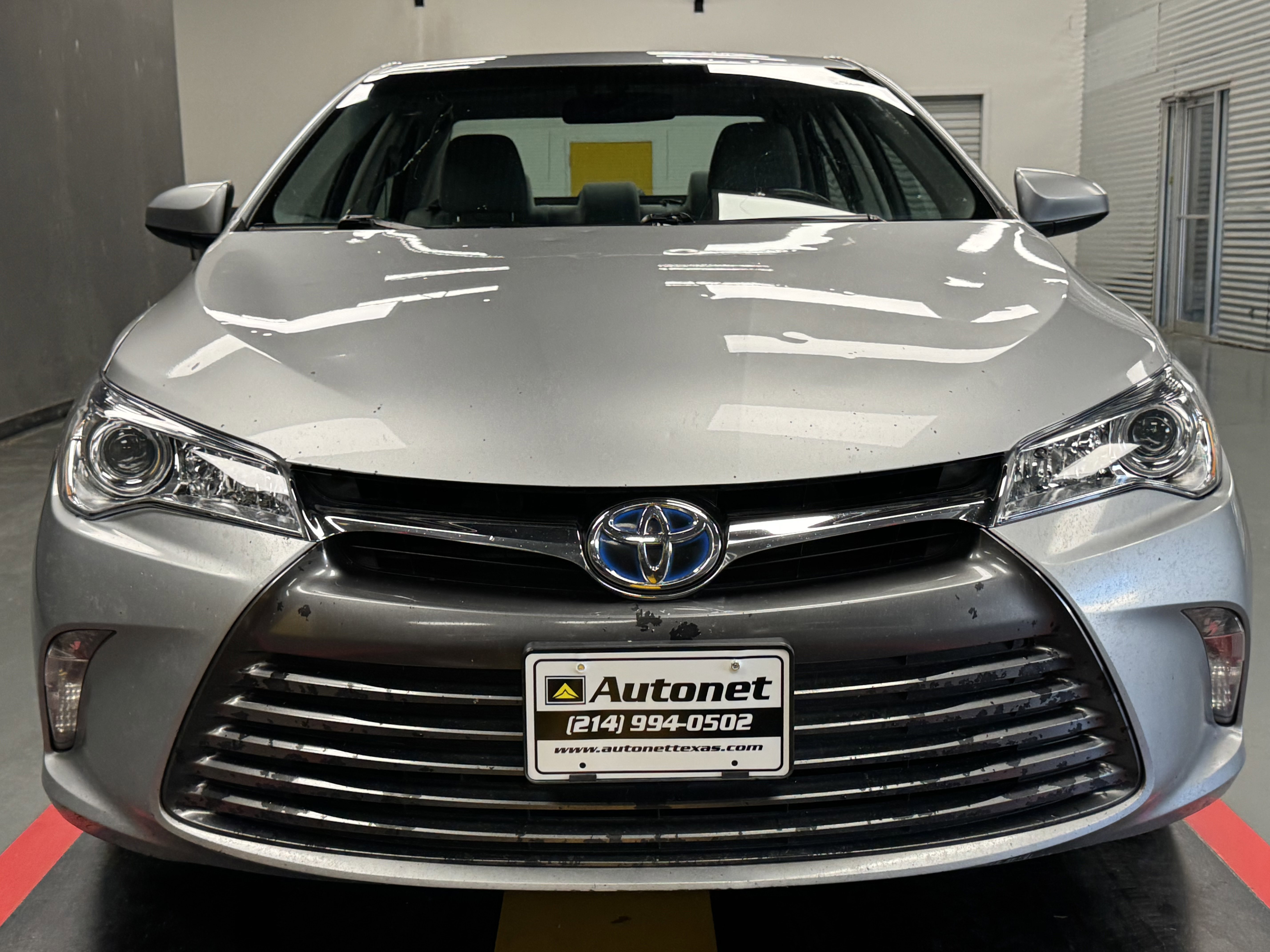 Used 2016 Toyota Camry LE image 7