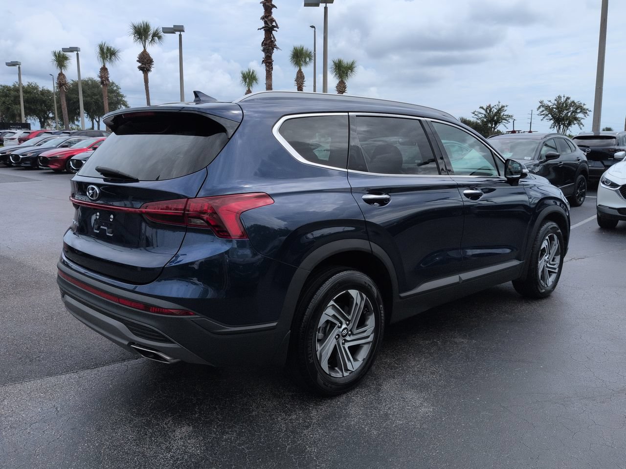 Used 2023 Hyundai Santa Fe SEL w/ Cargo Package FWD image 4