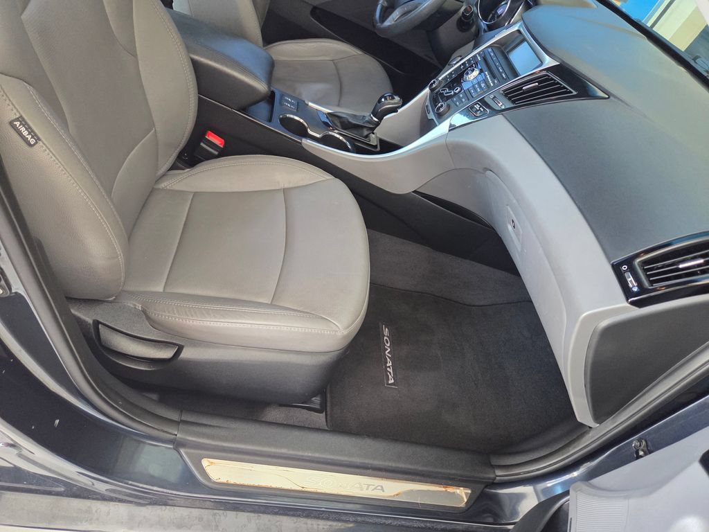 Used 2011 Hyundai Sonata Limited FWD image 21