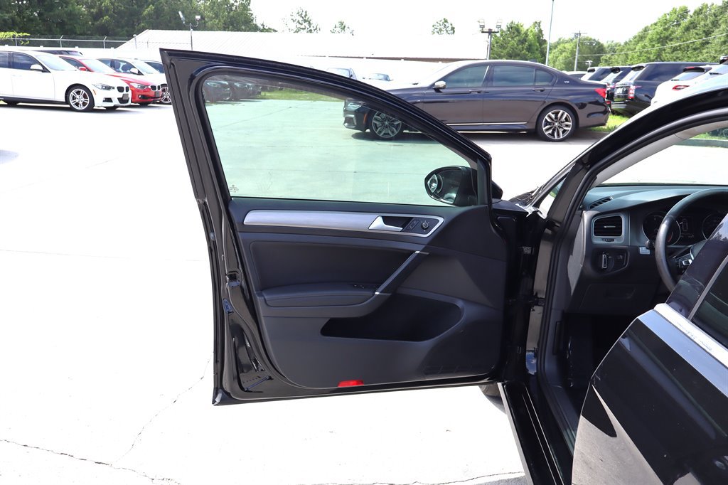 Used 2015 Volkswagen Golf TDI S FWD image 27