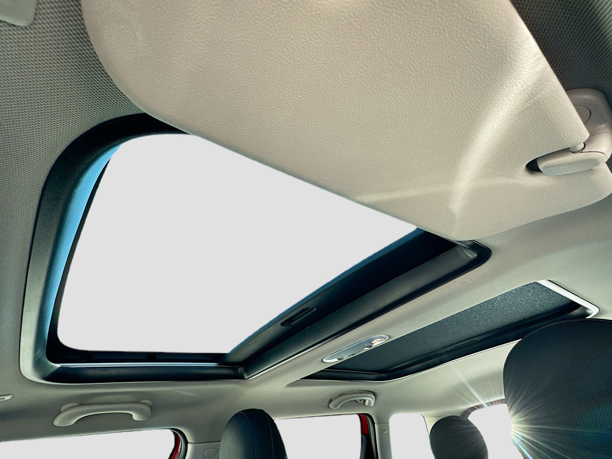 Used 2020 MINI Cooper Clubman S w/ Premium Package image 19