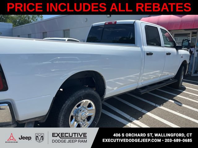 New 2026 RAM 3500 Tradesman AWD/4WD image 17