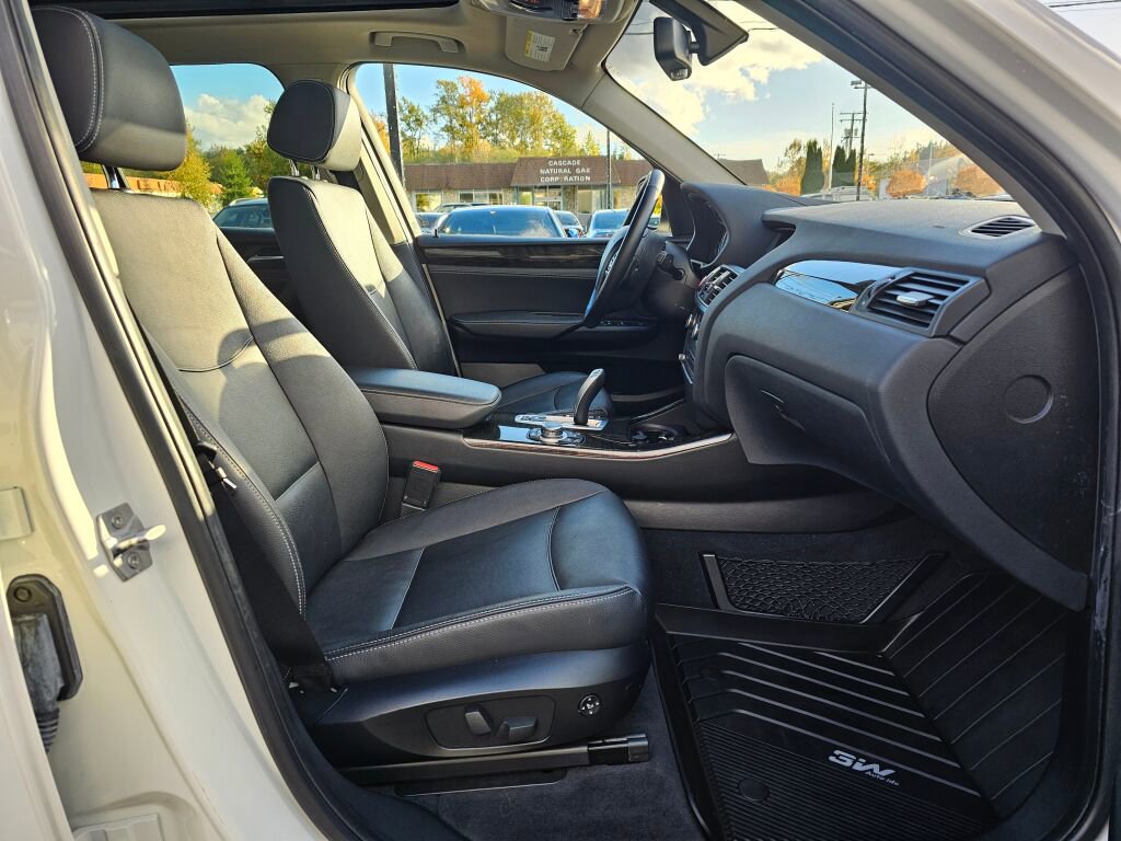 Used 2013 BMW X3 xDrive28i AWD/4WD image 12