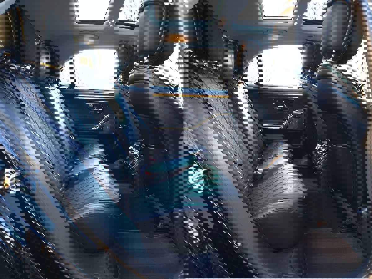 Used 2023 Mercedes-Benz S 580e 4MATIC Sedan w/ Warmth & Comfort Package image 17