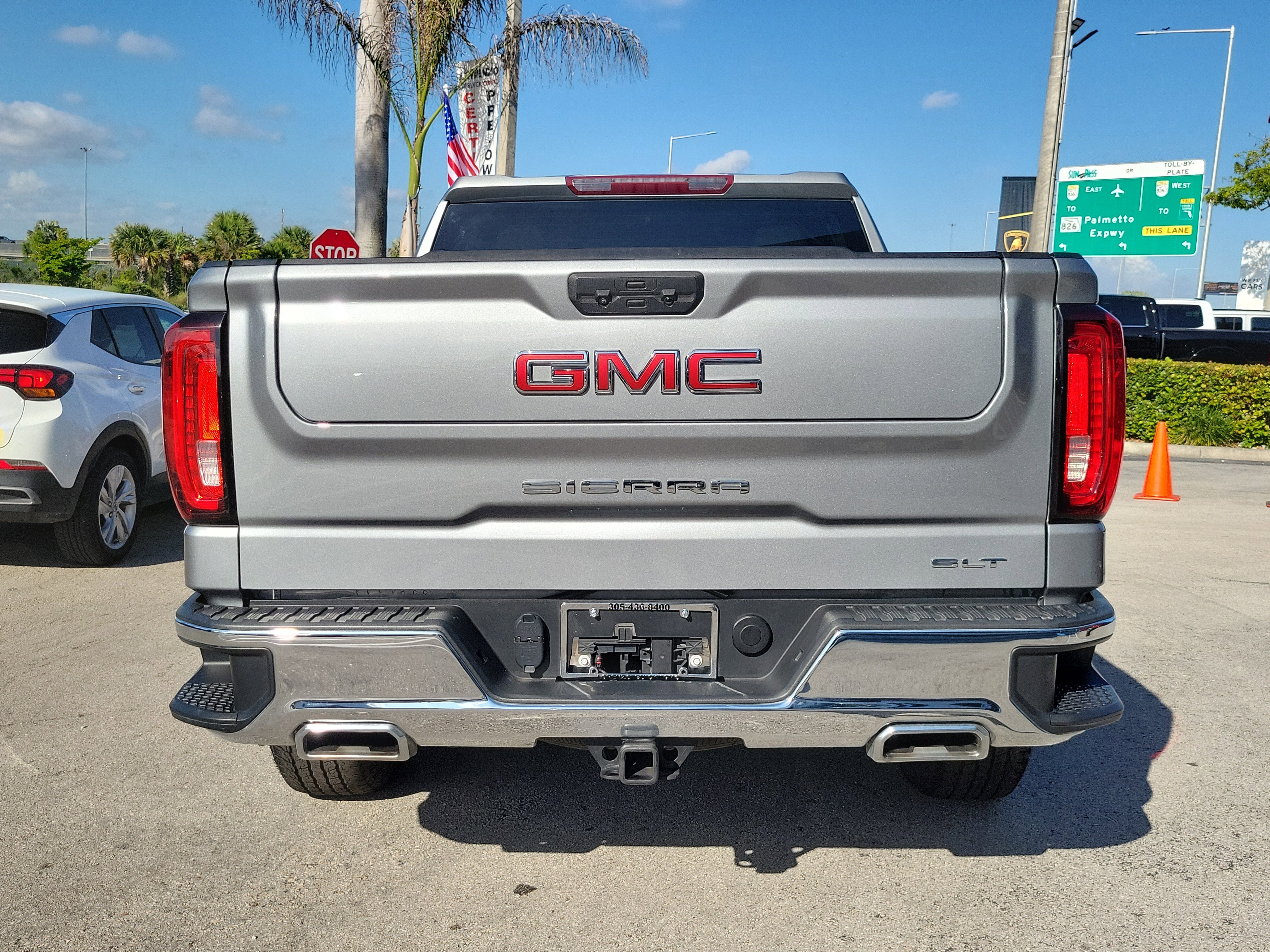 Used 2024 GMC Sierra 1500 SLT w/ X31 Off-Road Package AWD/4WD image 6