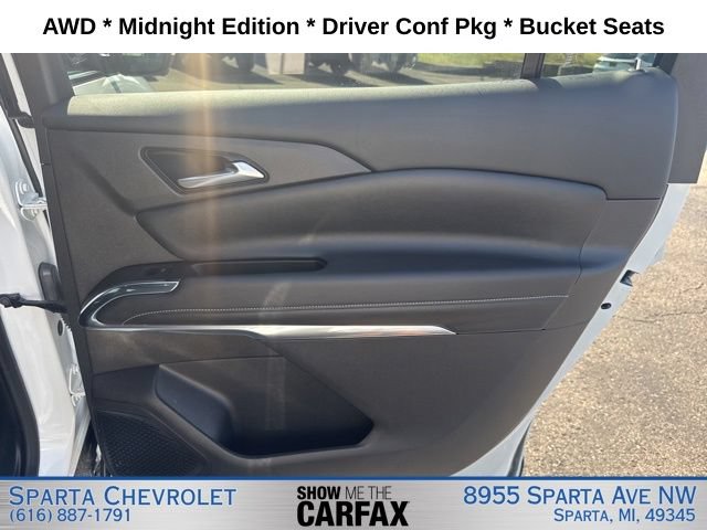 Used 2025 Chevrolet Traverse LT w/ Midnight/Sport Edition AWD/4WD image 28