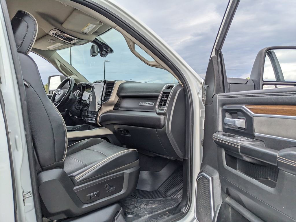 Used 2023 RAM 2500 Laramie AWD/4WD image 46
