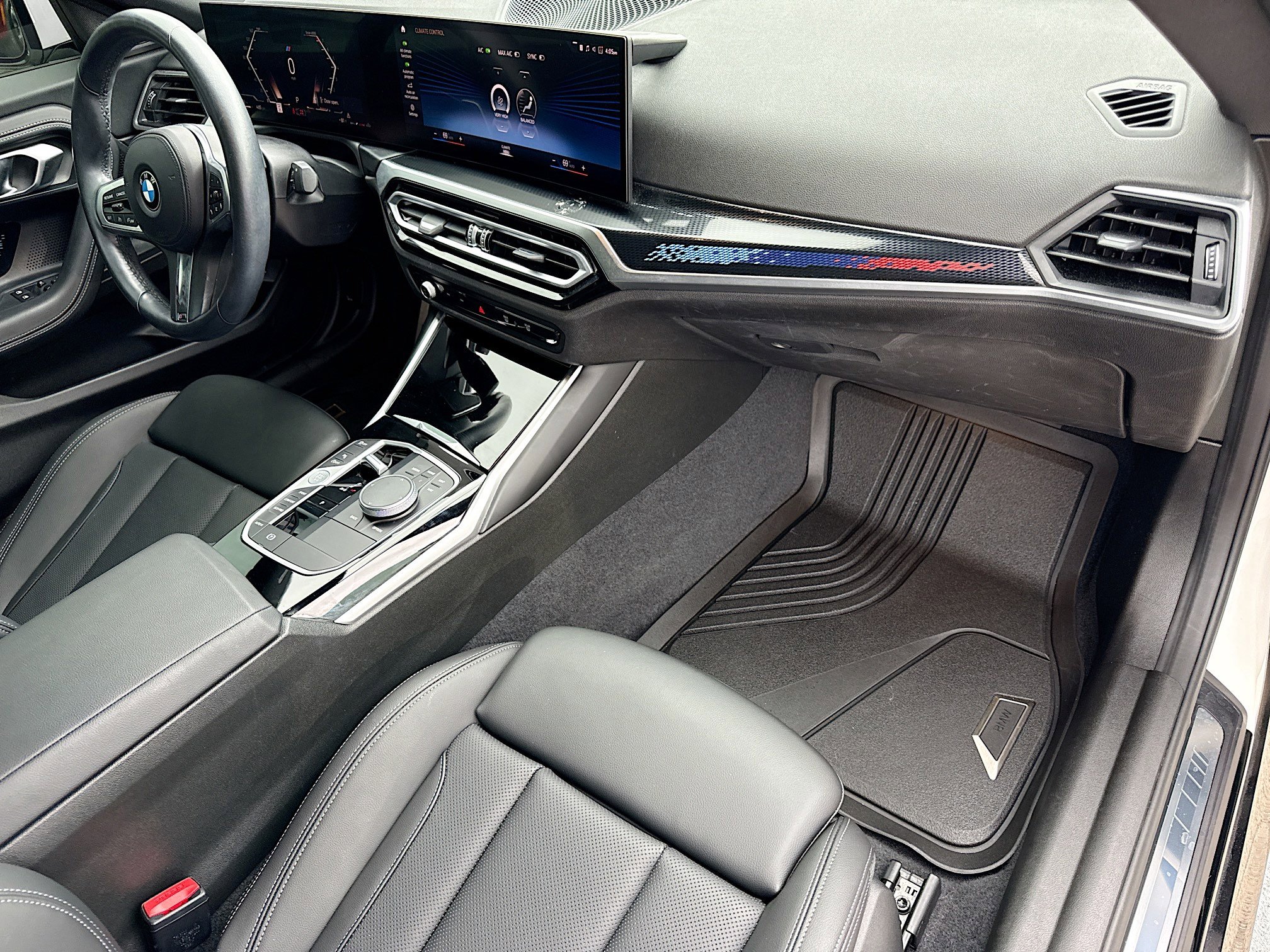 Used 2023 BMW 230i Coupe w/ M Sport Package RWD image 12