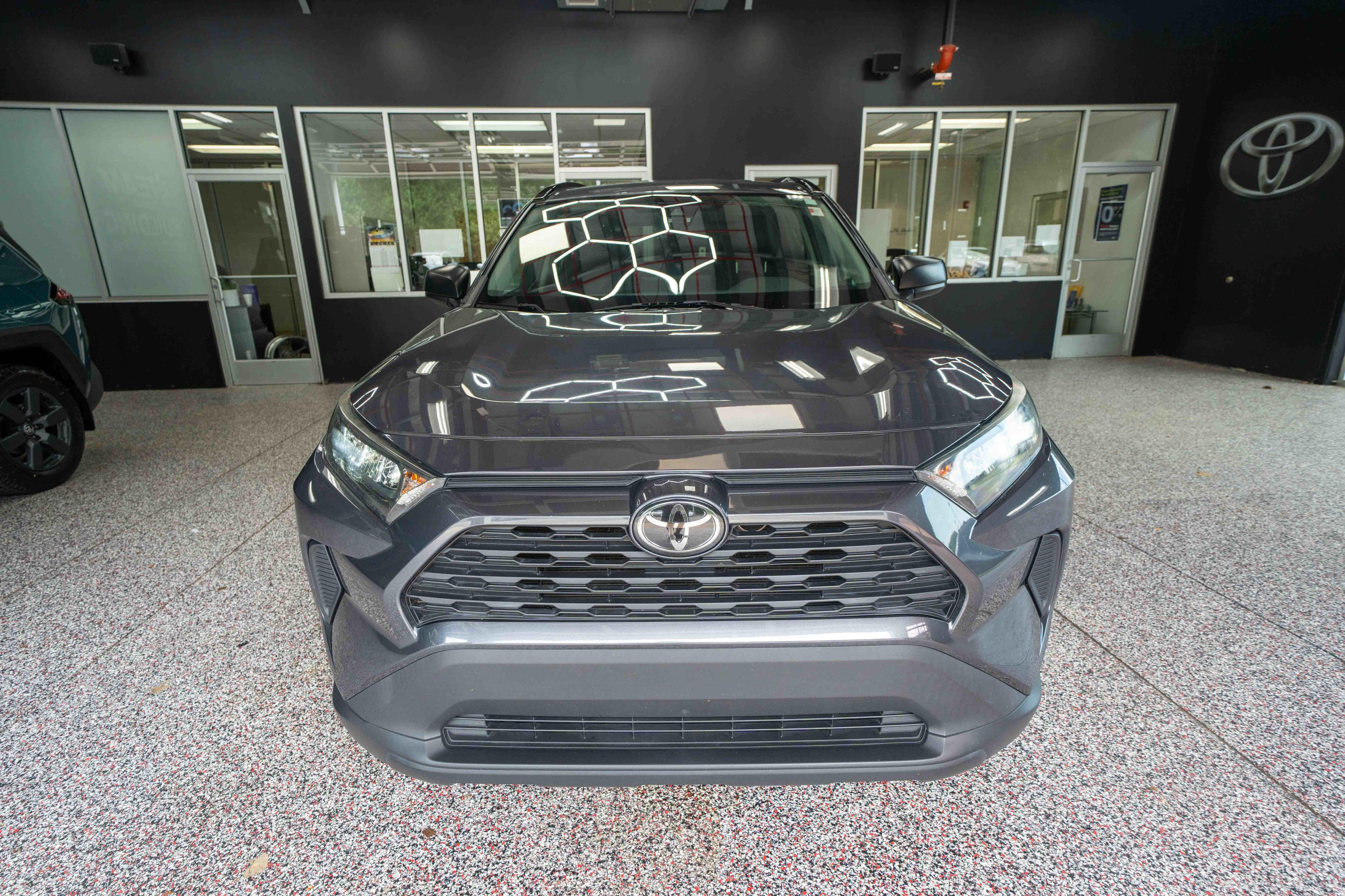 Used 2019 Toyota RAV4 LE w/ Carpet Mat Package FWD image 6