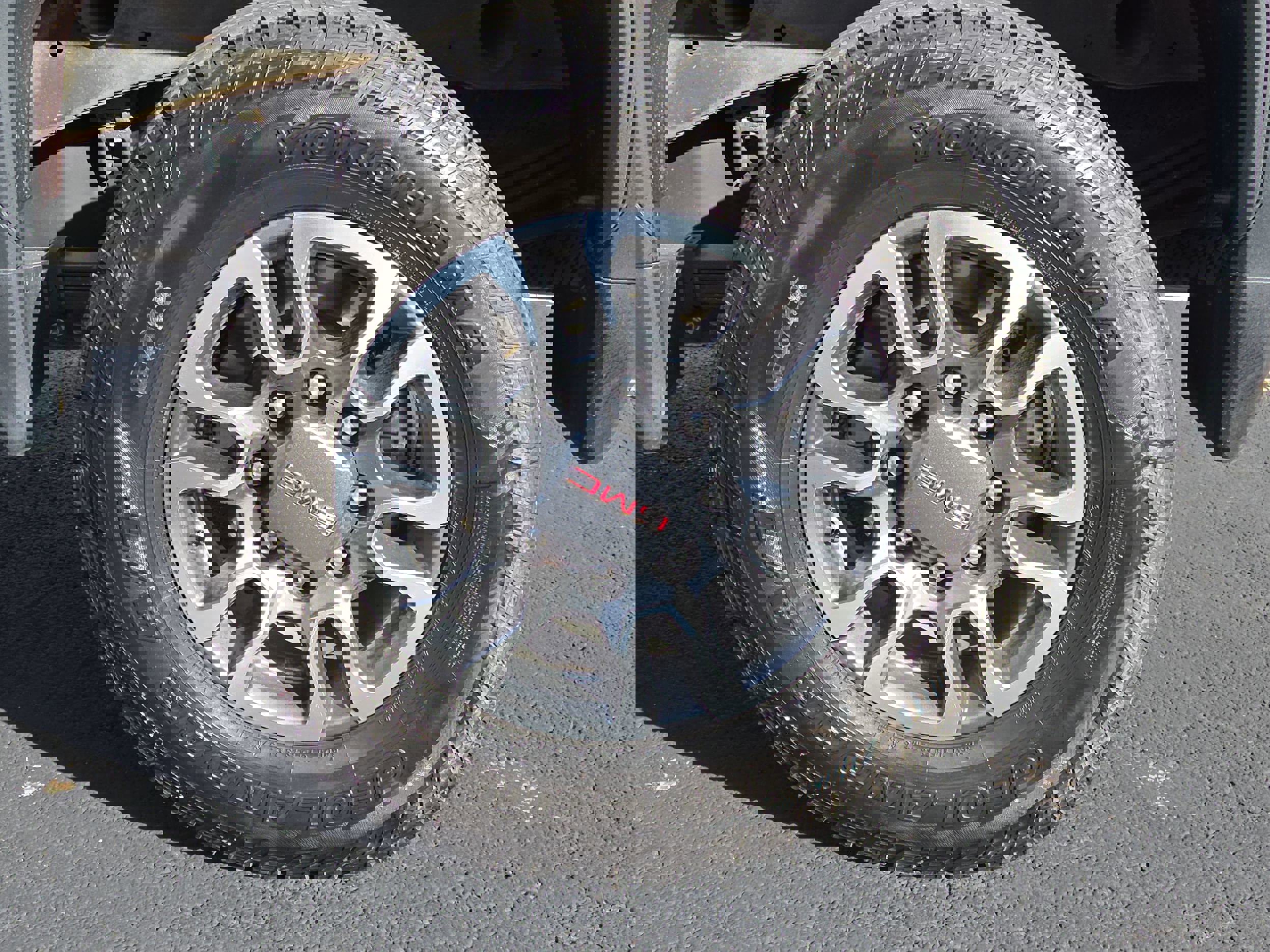 Used 2024 GMC Sierra 2500 SLE w/ SLE Convenience Package image 19