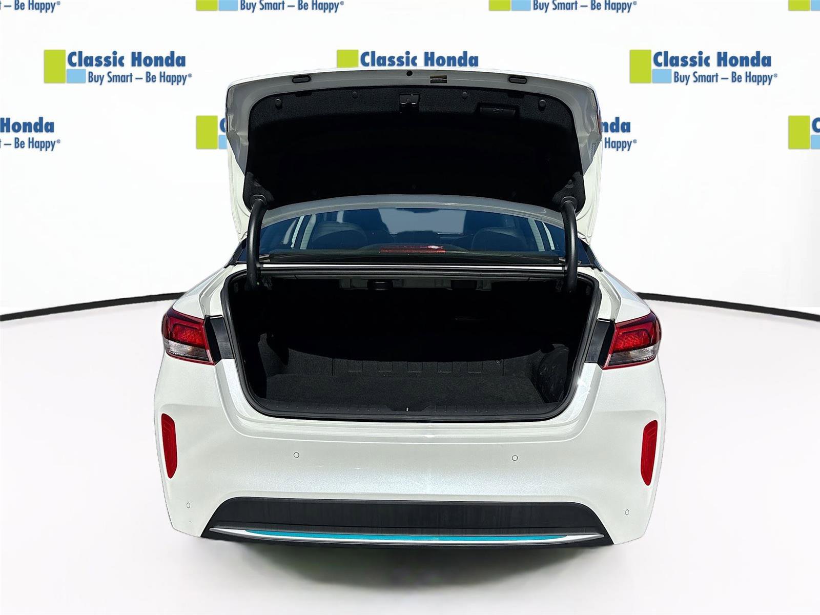 Used 2020 Kia Optima EX image 31