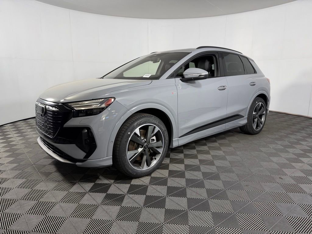 Used 2024 Audi Q4 e-tron Prestige w/ Black Optic Package image 10