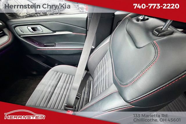 Used 2025 Ford Explorer ST-Line w/ Premium Package image 10